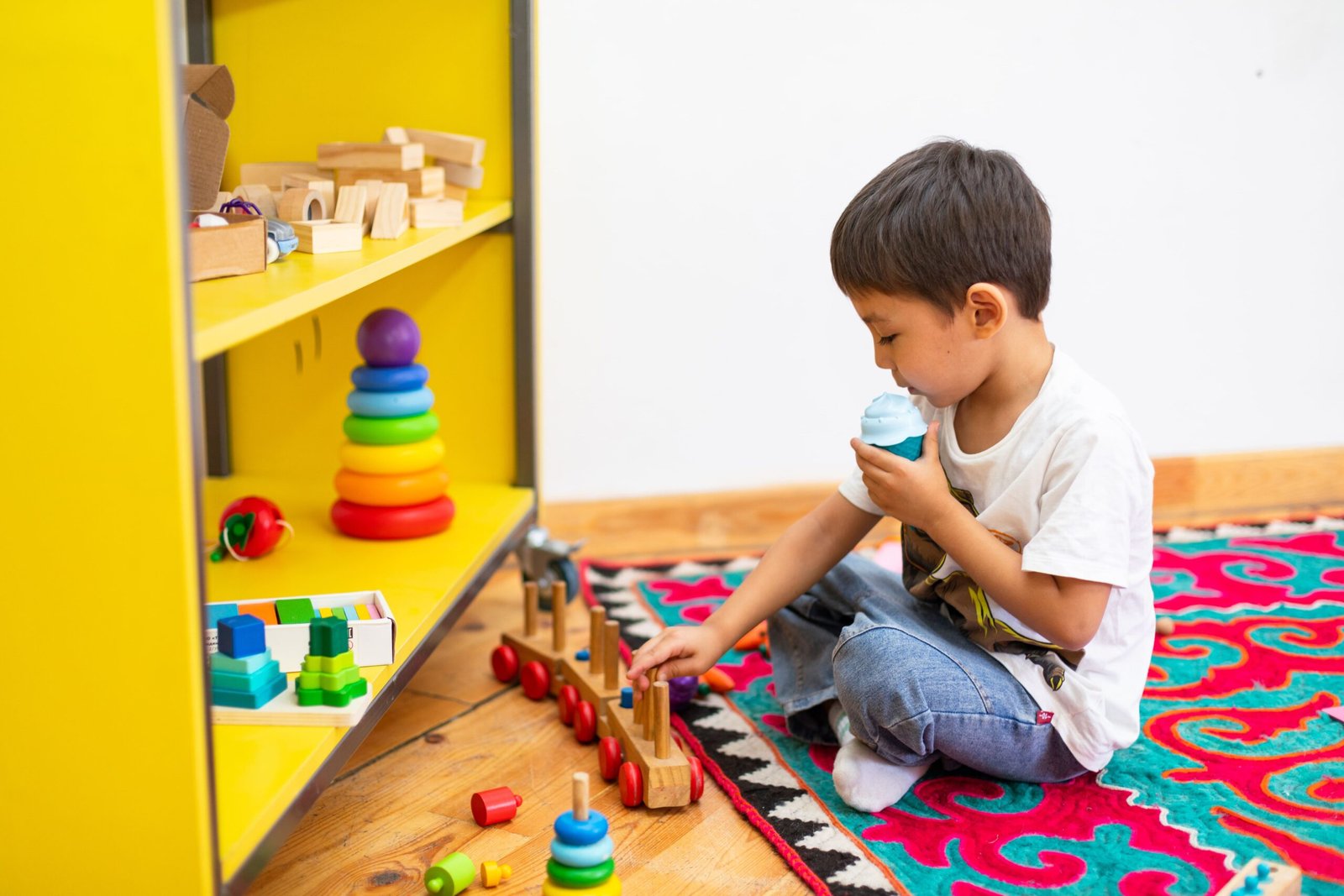 Brinquedoos educativos criaças de 2 a 3 anos.